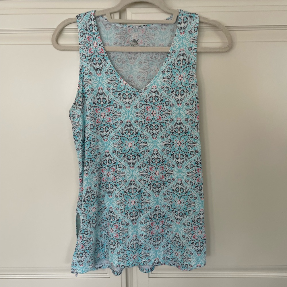 Giana women’s workout tank